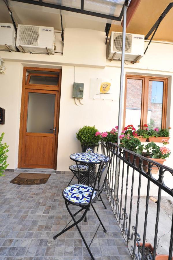 Apartamento Bliss House Oradea Exterior foto